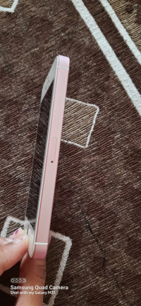 Rose Gold Apple iPhone SE