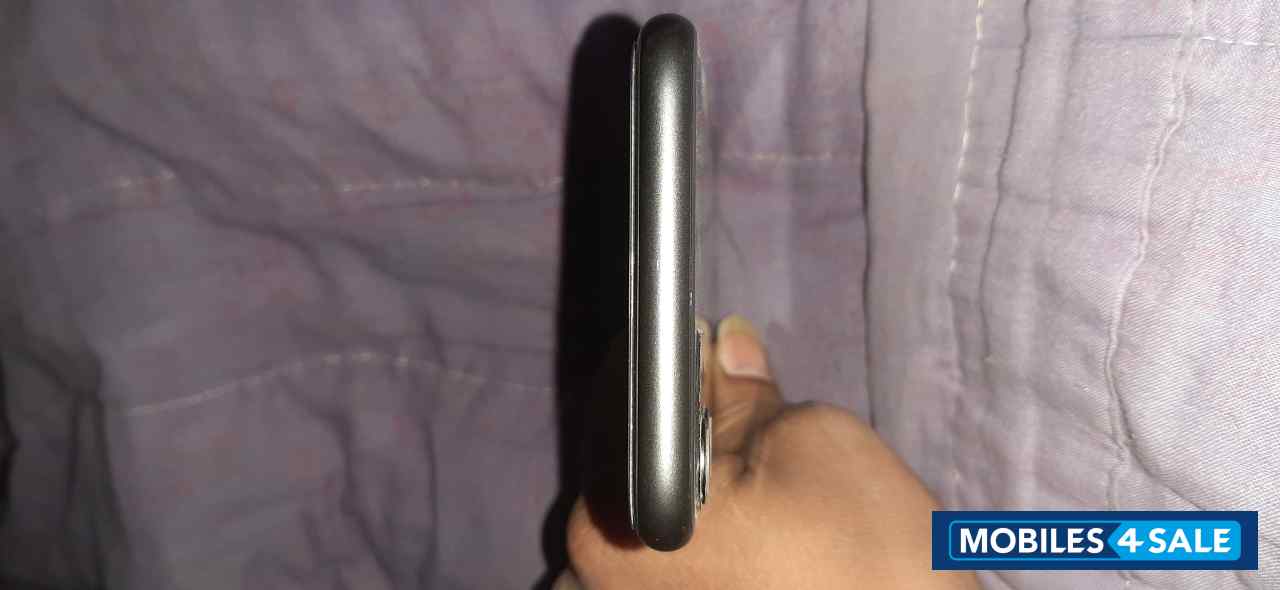 Apple  iphone 11 64gb