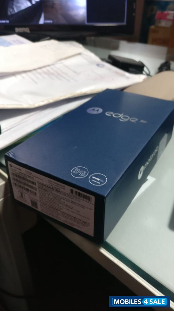 Motorola edge 20