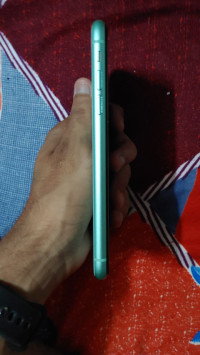 Apple  Iphone 11