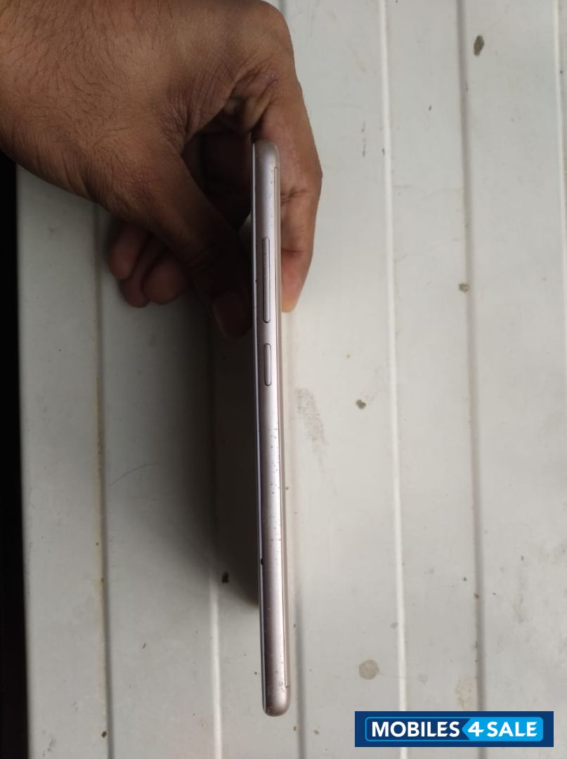 Rose Gold Redmi 5 (2GB/16GB)