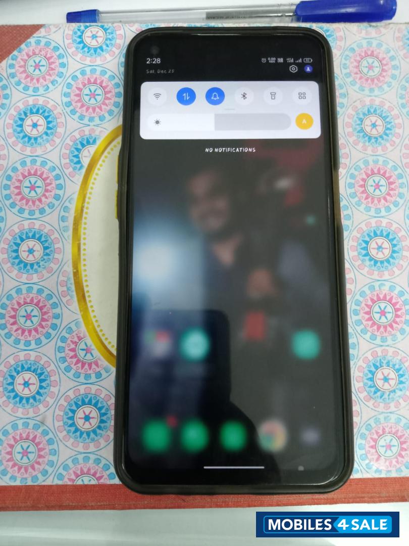 Blue Realme realme 6