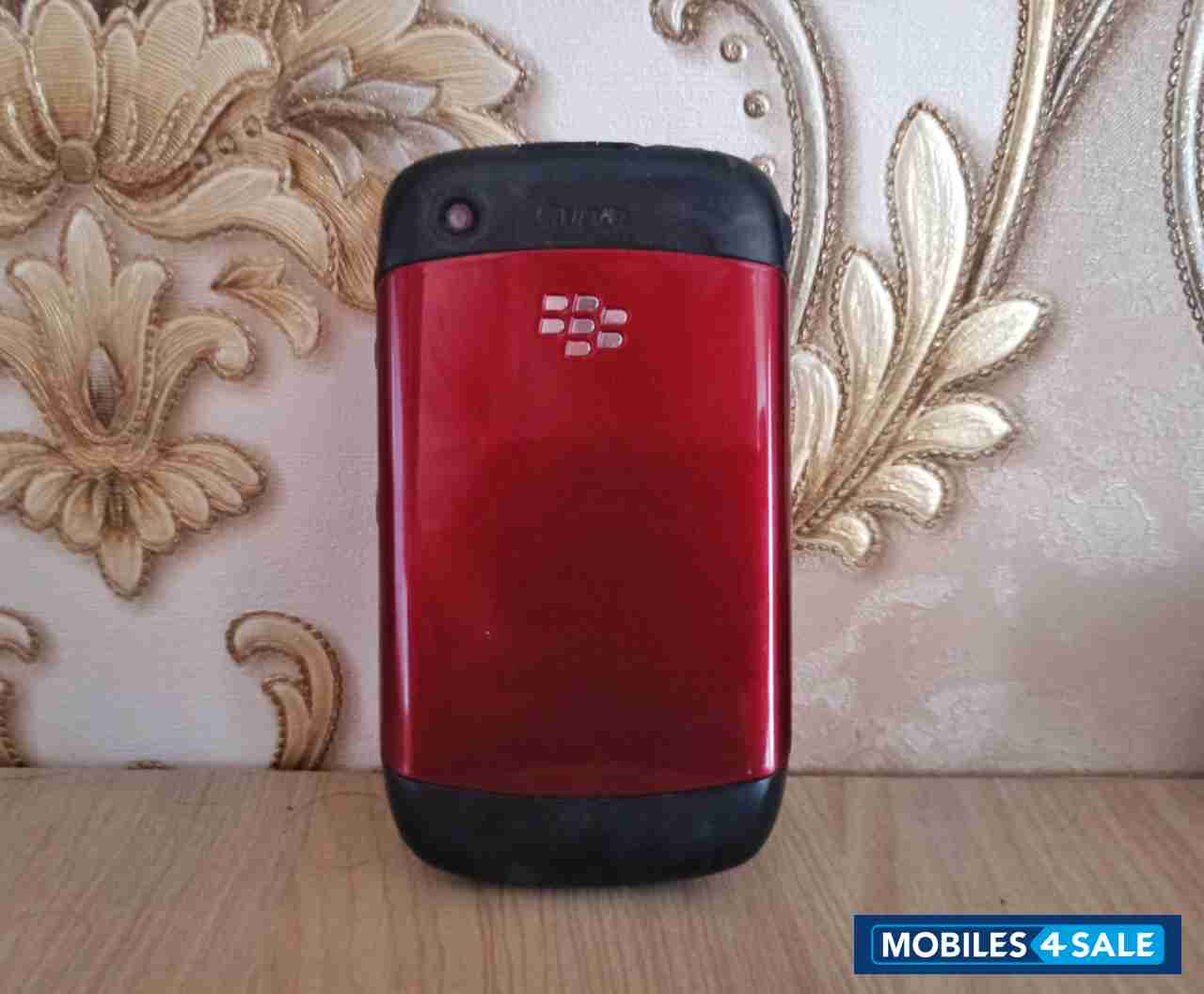 Red (rare) BlackBerry Curve 8520