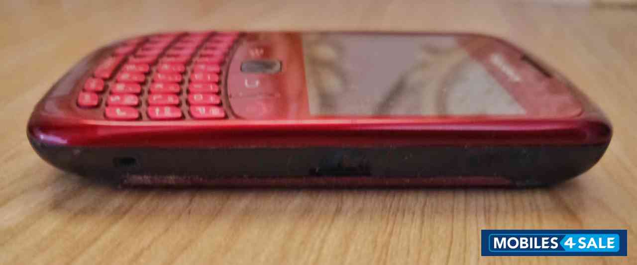 Red (rare) BlackBerry Curve 8520