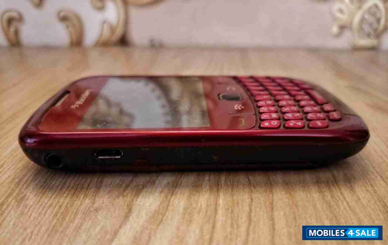 Red (rare) BlackBerry Curve 8520