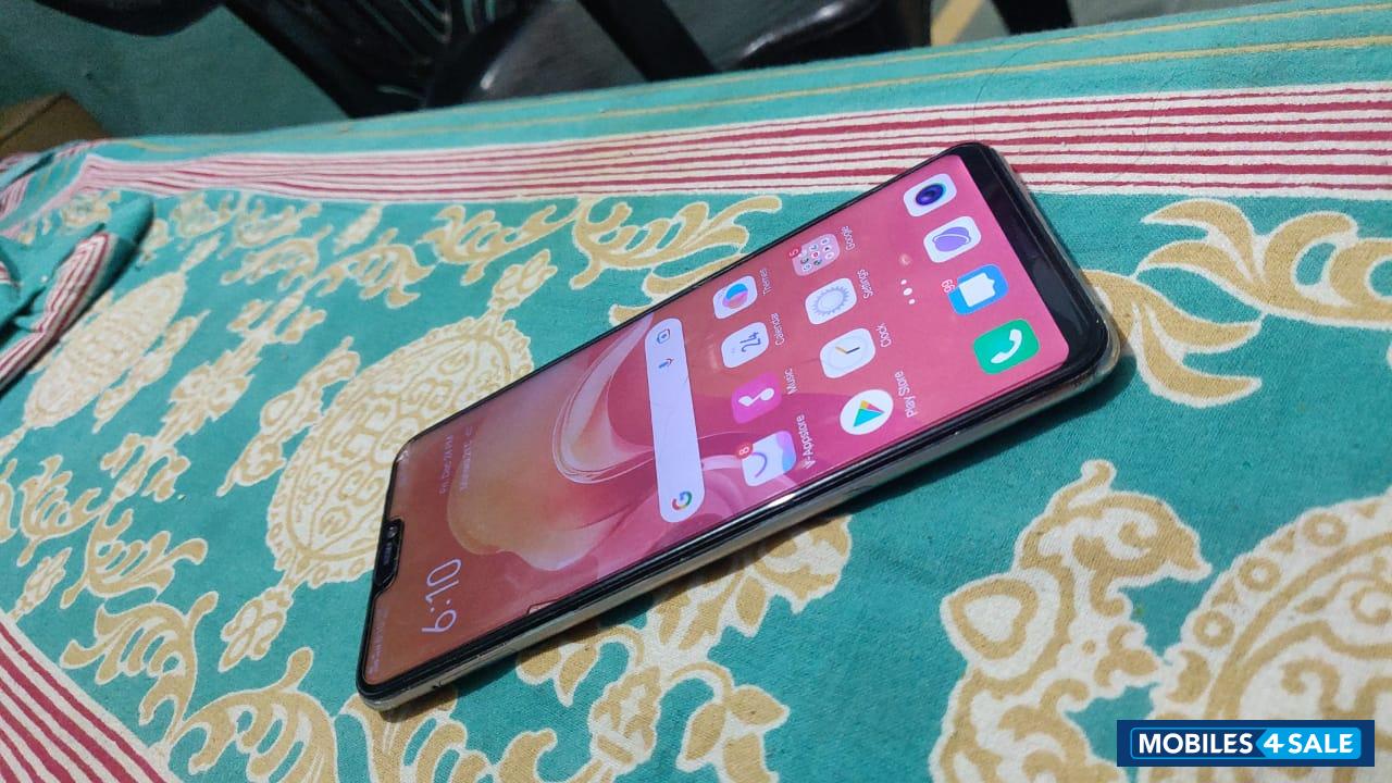 Vivo  V9