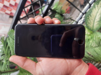 Apple  iPhone SE 2020