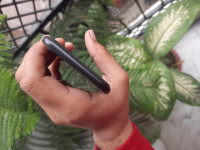 Apple  iPhone SE 2020