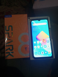 Tecno  Spark 8 t