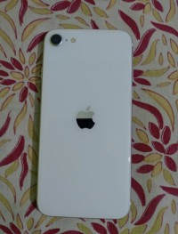 White Apple iPhone SE