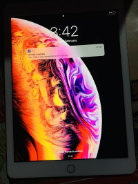 Apple  Ipad 6th generation