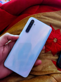 Realme  XT