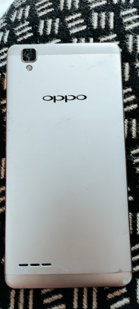 Oppo  F1