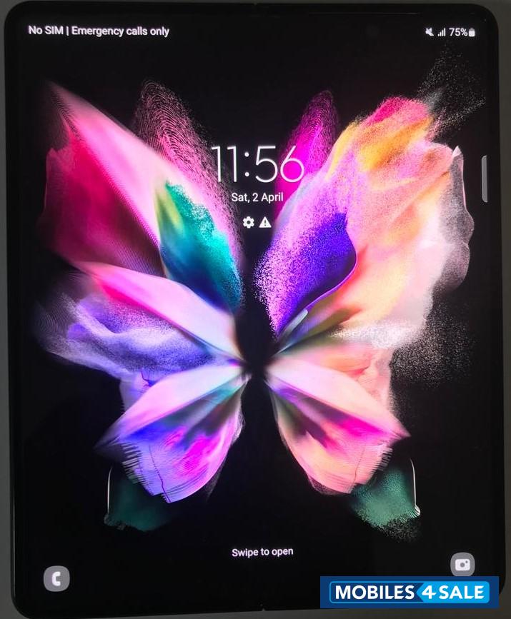 Samsung  Galaxy Z Fold3