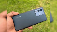 Black/golden Vivo  V23 5G
