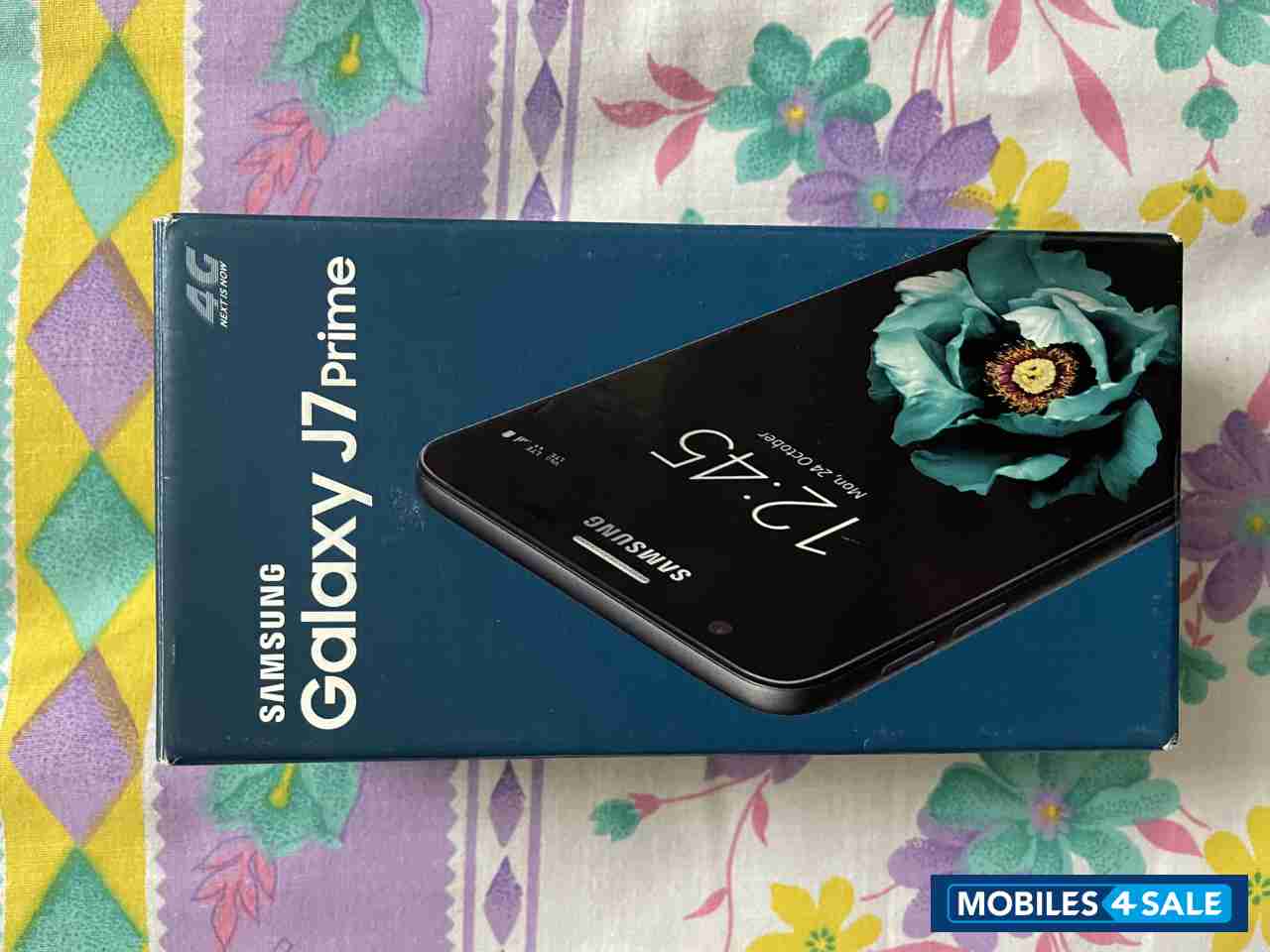 Black Samsung Galaxy J7 Prime