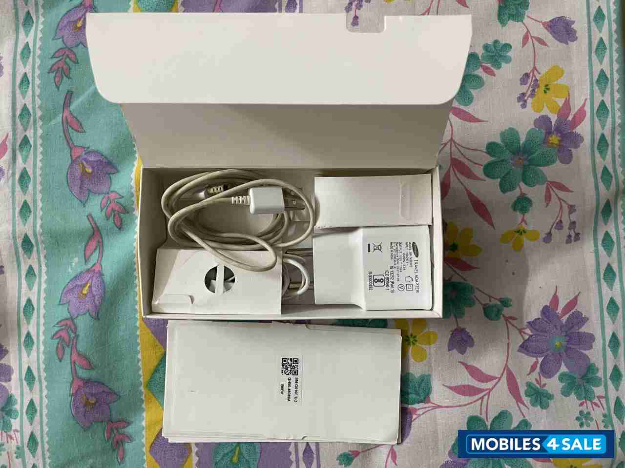 Black Samsung Galaxy J7 Prime