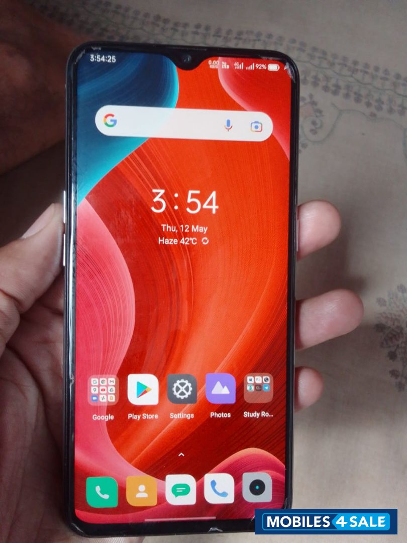 White Realme  Realme X2