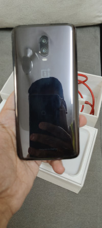 Black OnePlus  OnePlus 6t