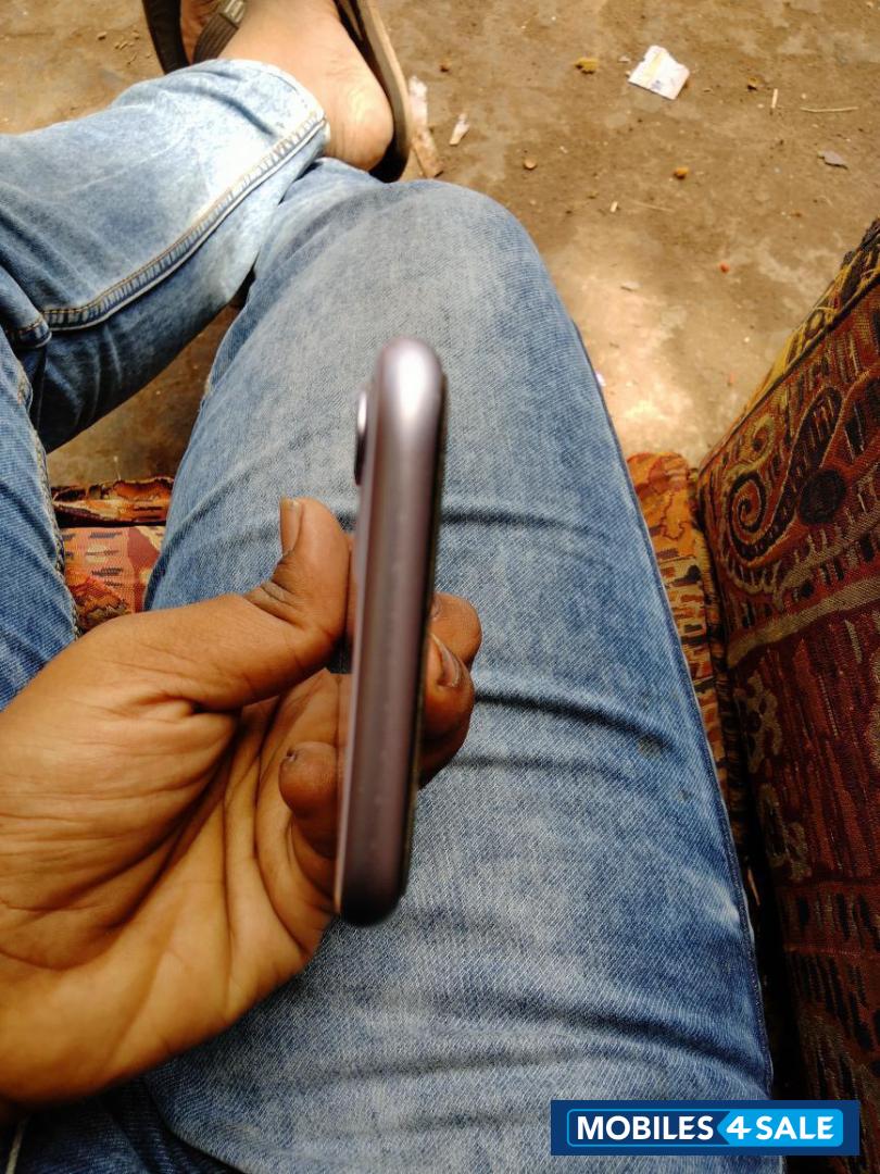 Apple  Iphone 11 128 Gb