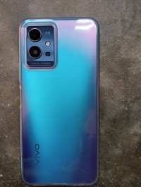 Vivo  Y75