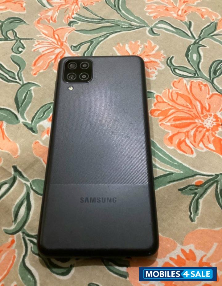 Samsung  M10