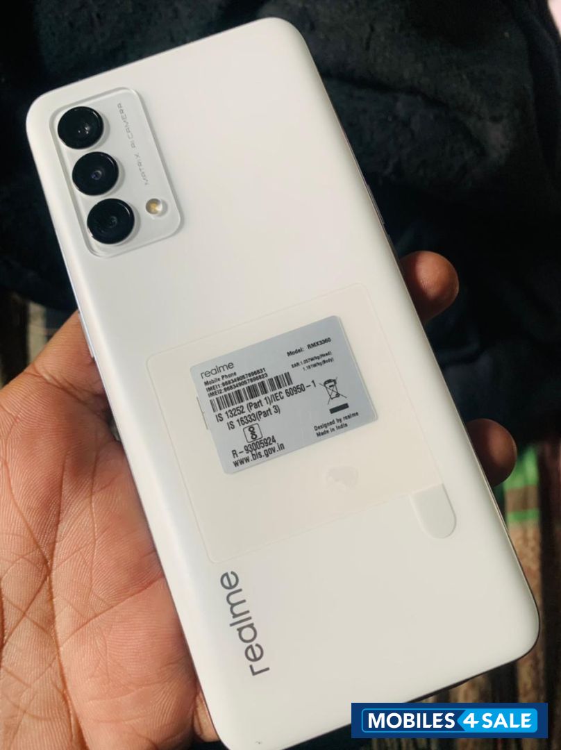 White Realme  Gt master eddition 5g