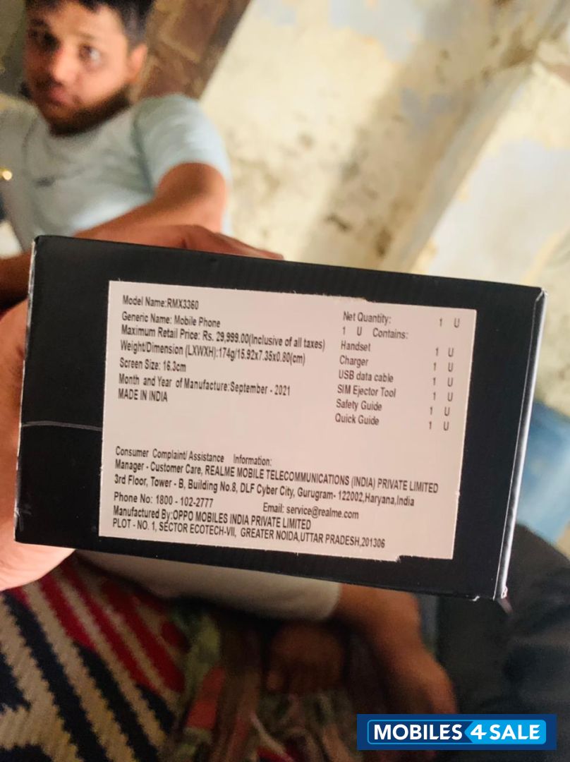 White Realme  Gt master eddition 5g