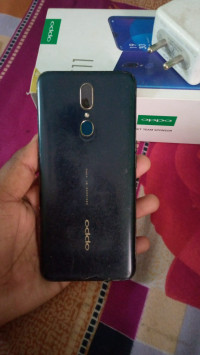 Oppo  F11