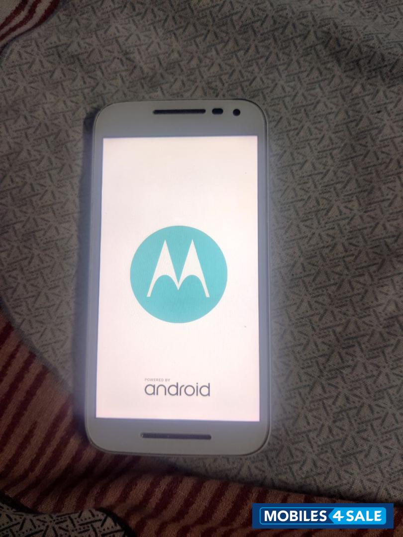 White Motorola MOTO G Gen 3