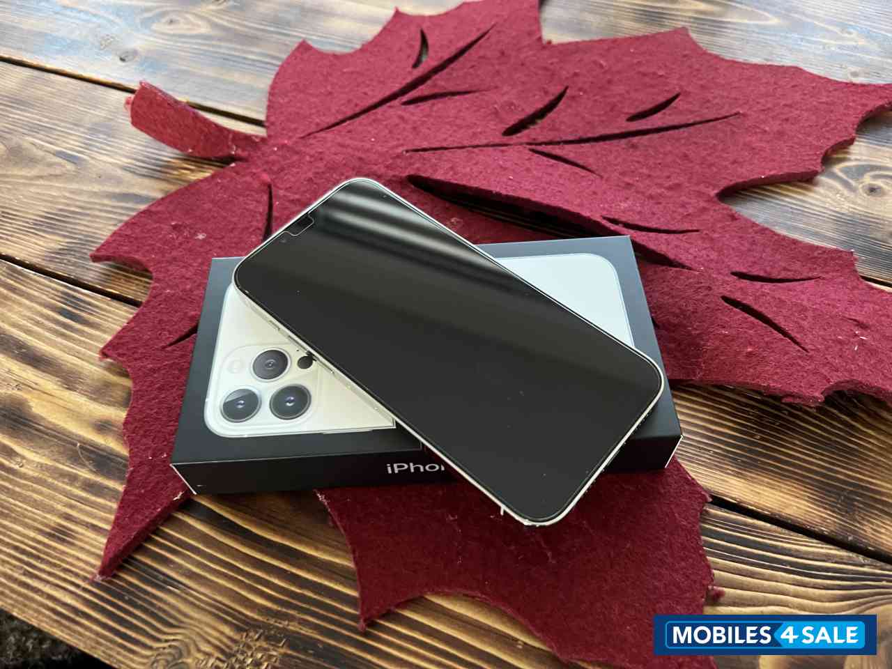 Silver Apple  I phone 13 pro max 256 silver