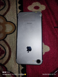 Apple  iPhone 7