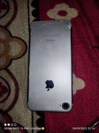 Apple iPhone 7