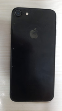 Apple  iPhone 7