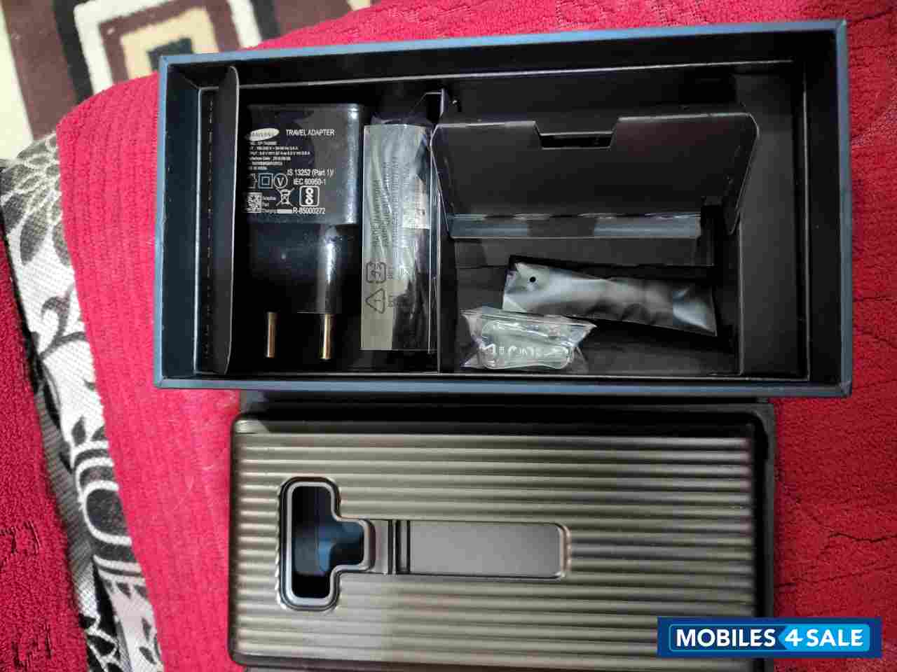 Black Samsung  Galaxy Note 9