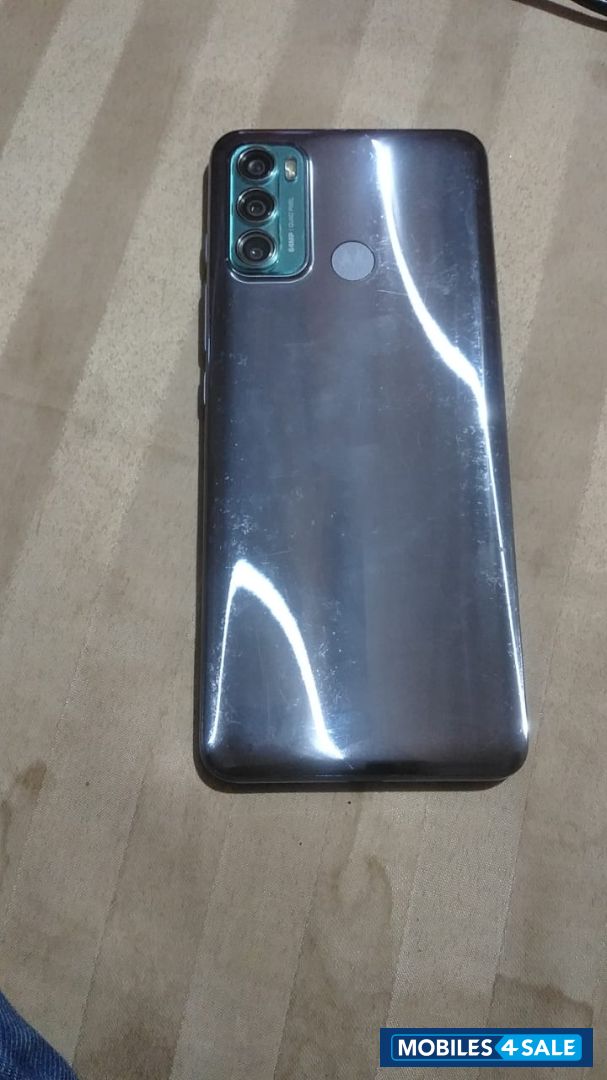Glossy Gray Motorola  G40 fusion