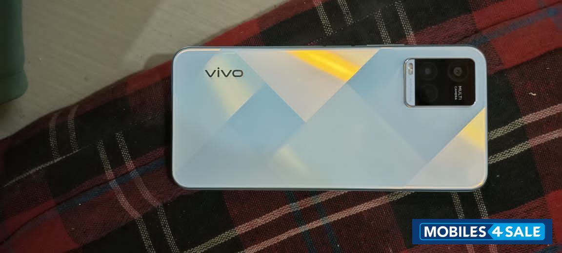Vivo  Vivo Y21