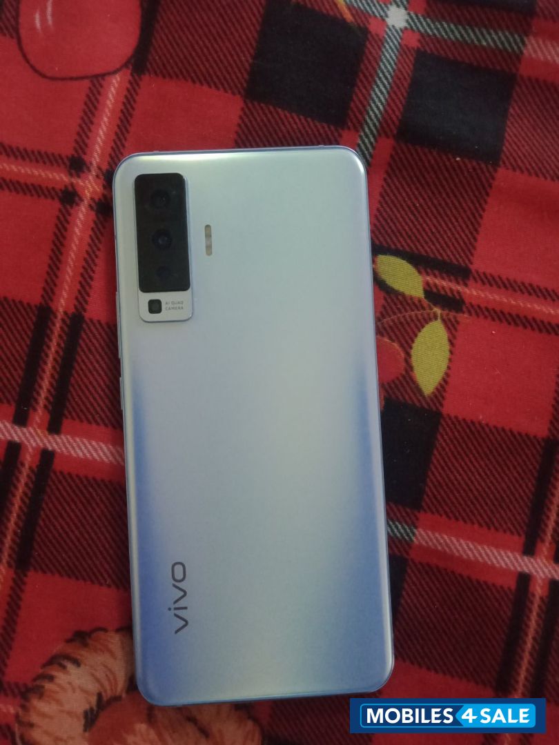 Vivo  X50