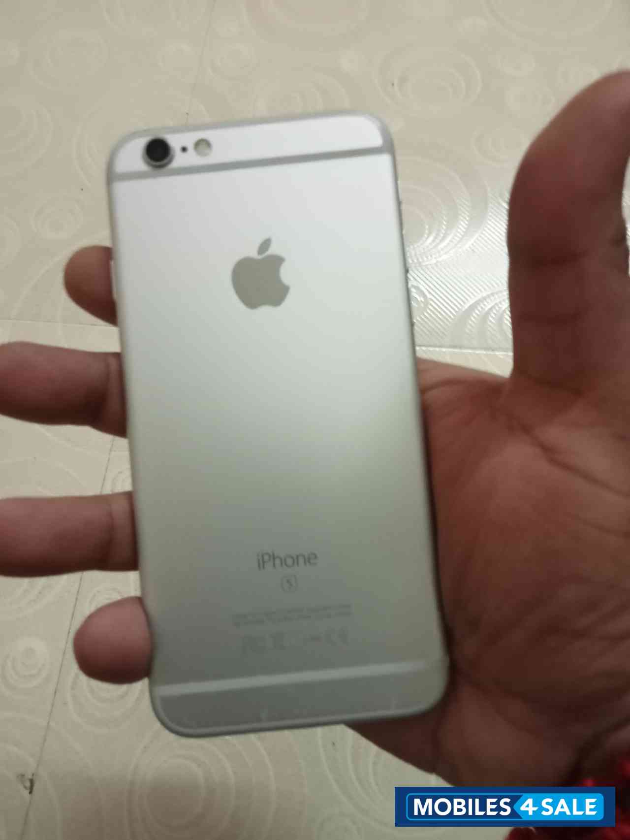 Apple  iPhone 6s