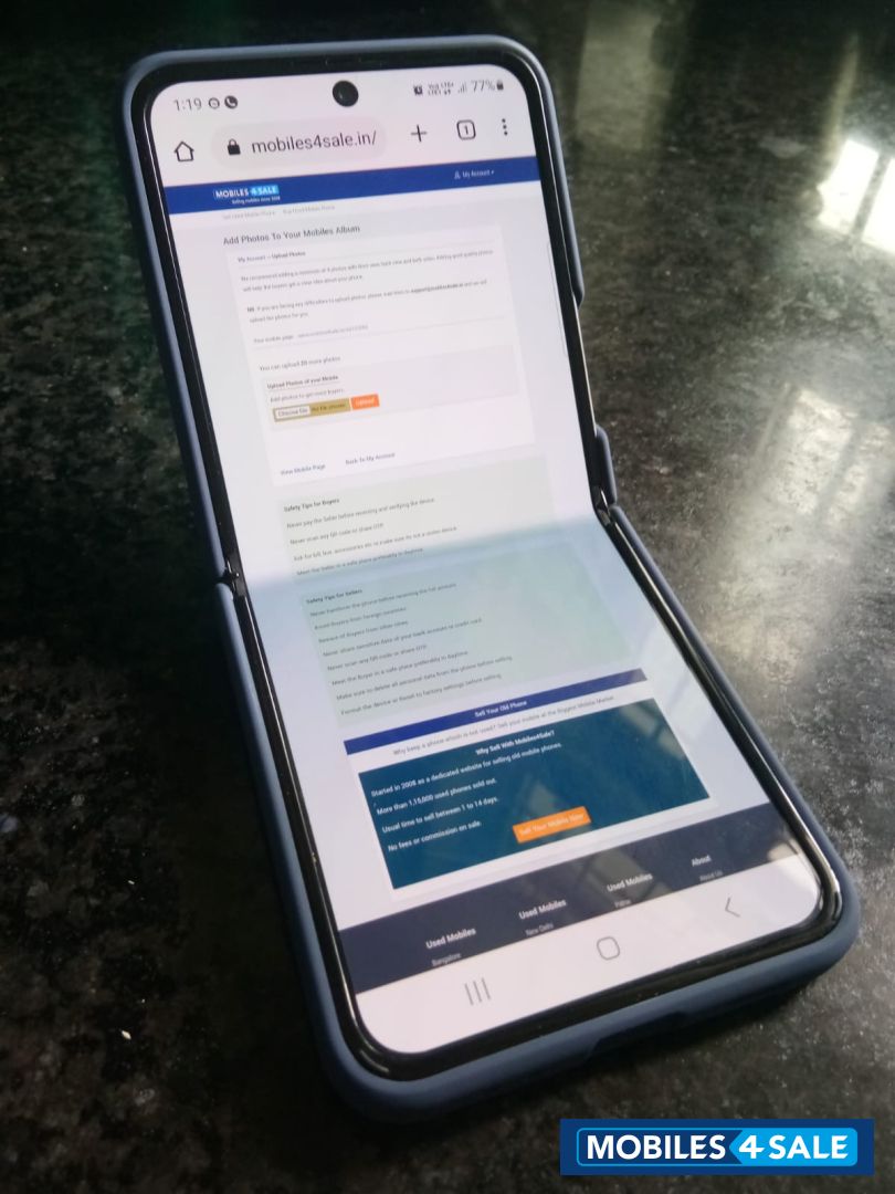 Samsung  Galaxy z4flip