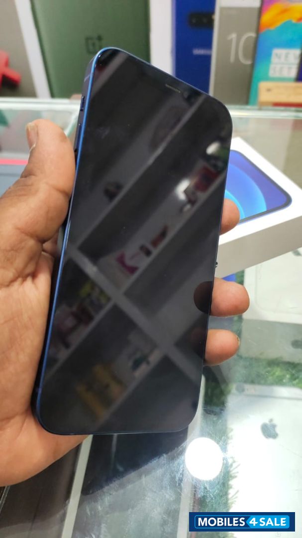 Apple  iPhone 12