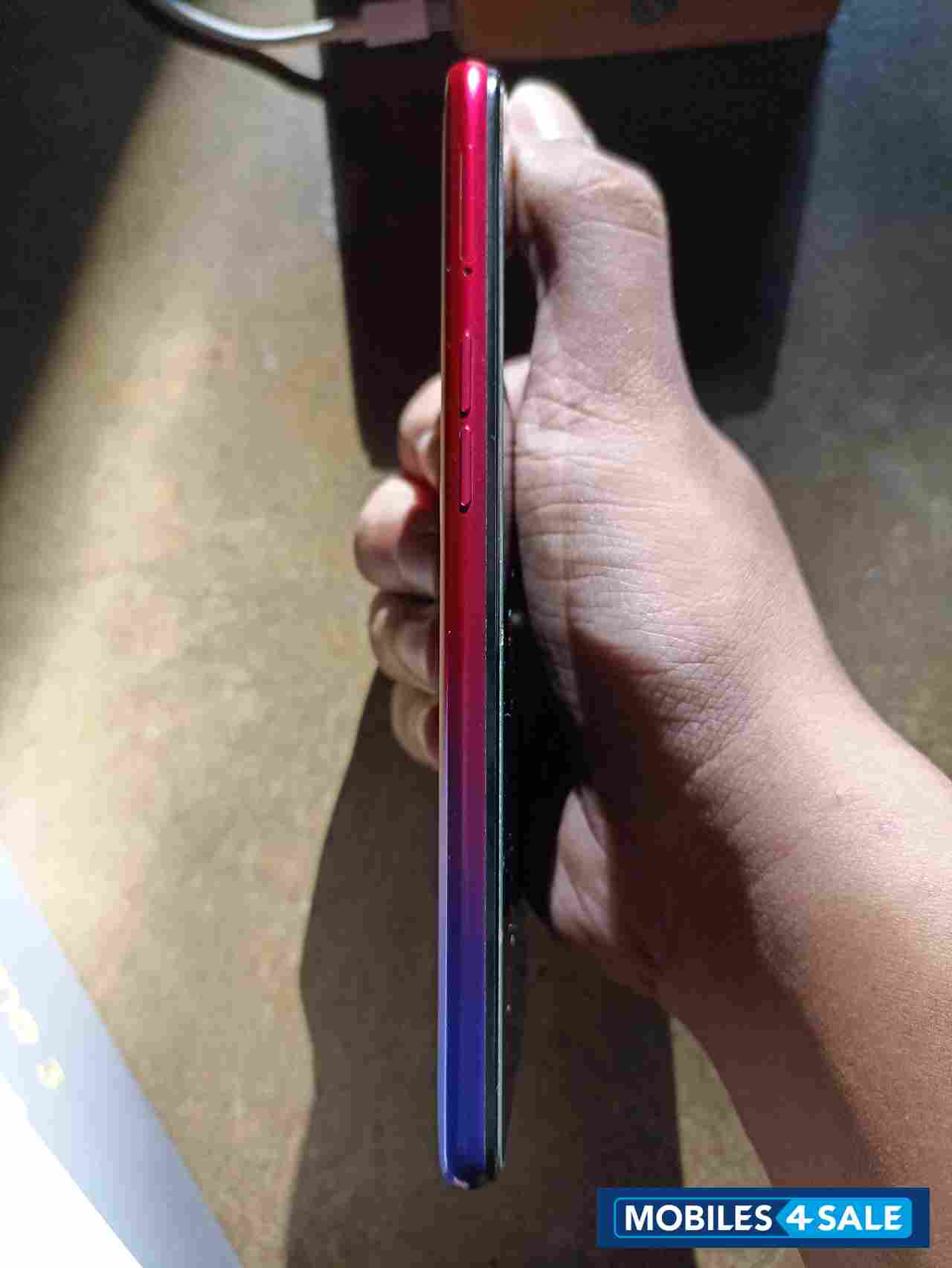 Diamond Red Realme Realme 3 (3+32)