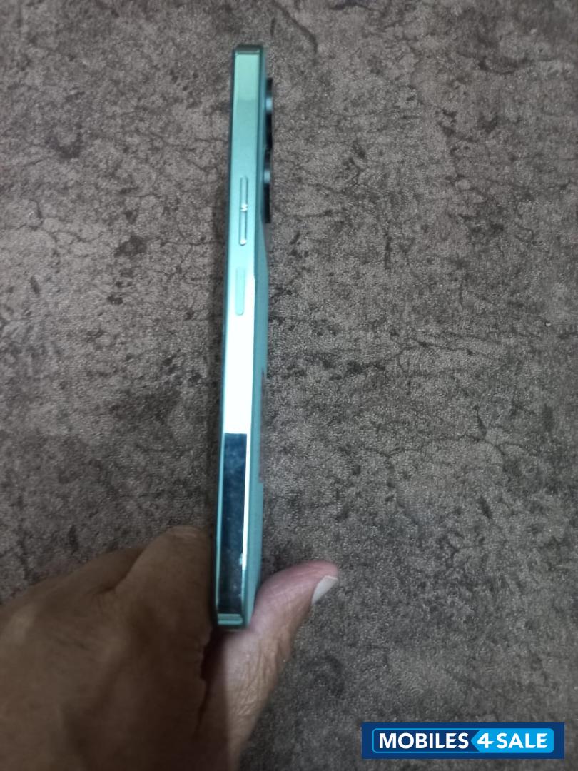 Green Tecno Camon 19 pro 5g green