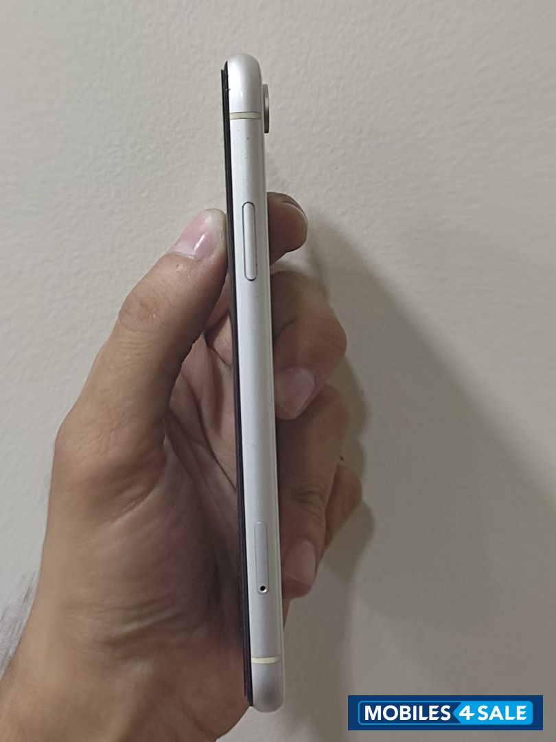 Apple iphone xr 128gb Apple iphone xr 128gb