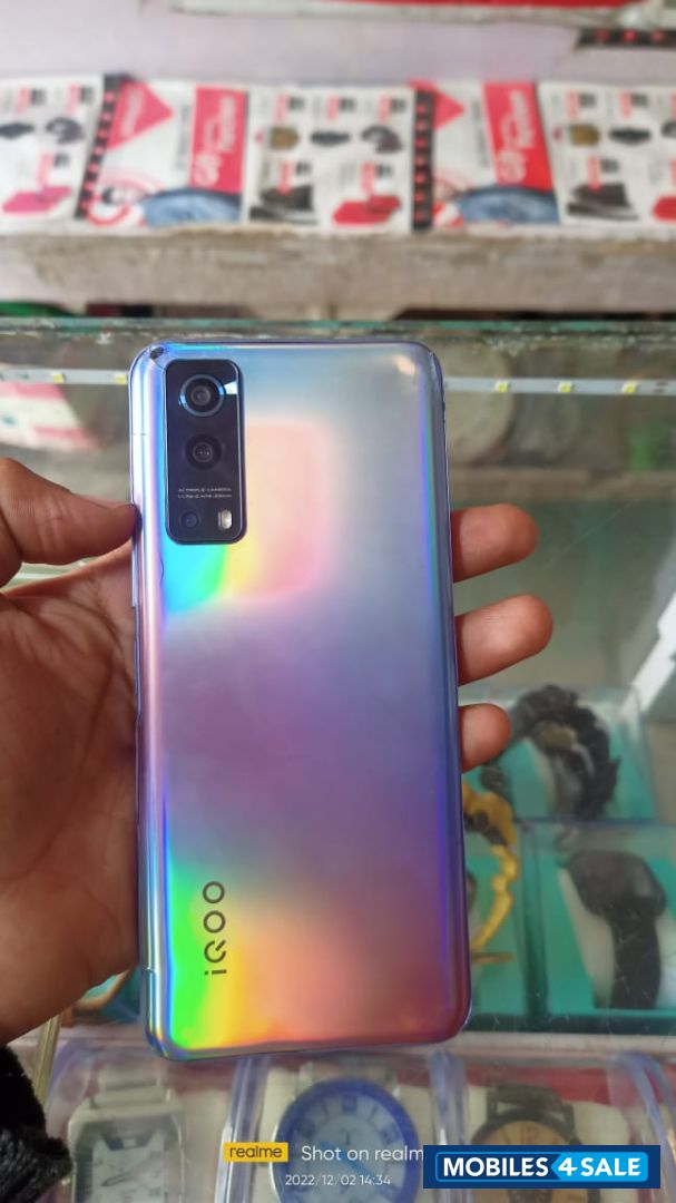 Cyber Blue iQOO  Iqoo z3