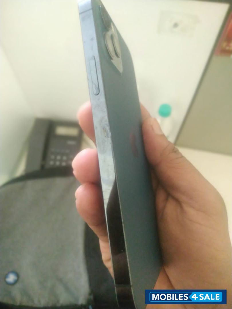 Apple 12 pro Apple 12 pro