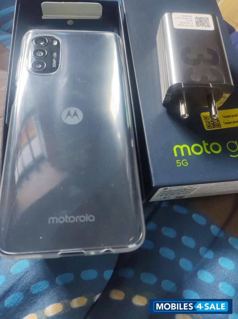 Black Colour Motorola  Motorola Moto g82 5G