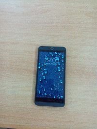 Black HTC Desire 826