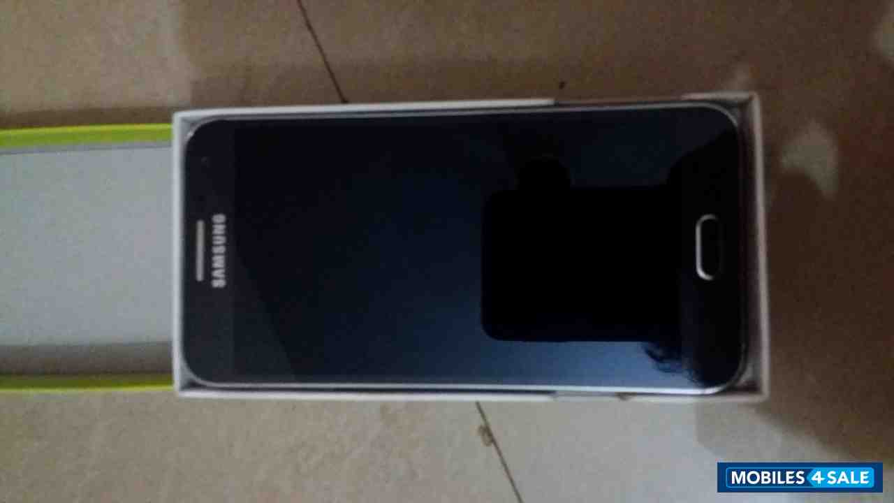 Black HTC Desire 826