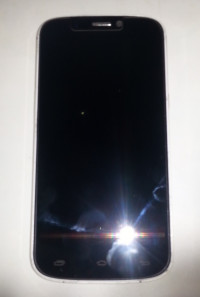 White Micromax Canvas HD A116